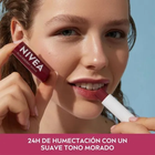 Labial Nivea Lip Care Blackberry - Tubo 4,8 G, , large image number null